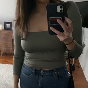 EUC Chic Green Long Sleeve Square Neck Cropped Top